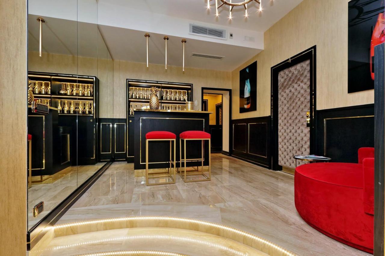 Spanish Hills Collection Luxury Suites & Jacuzzi - Rome — Foto 1